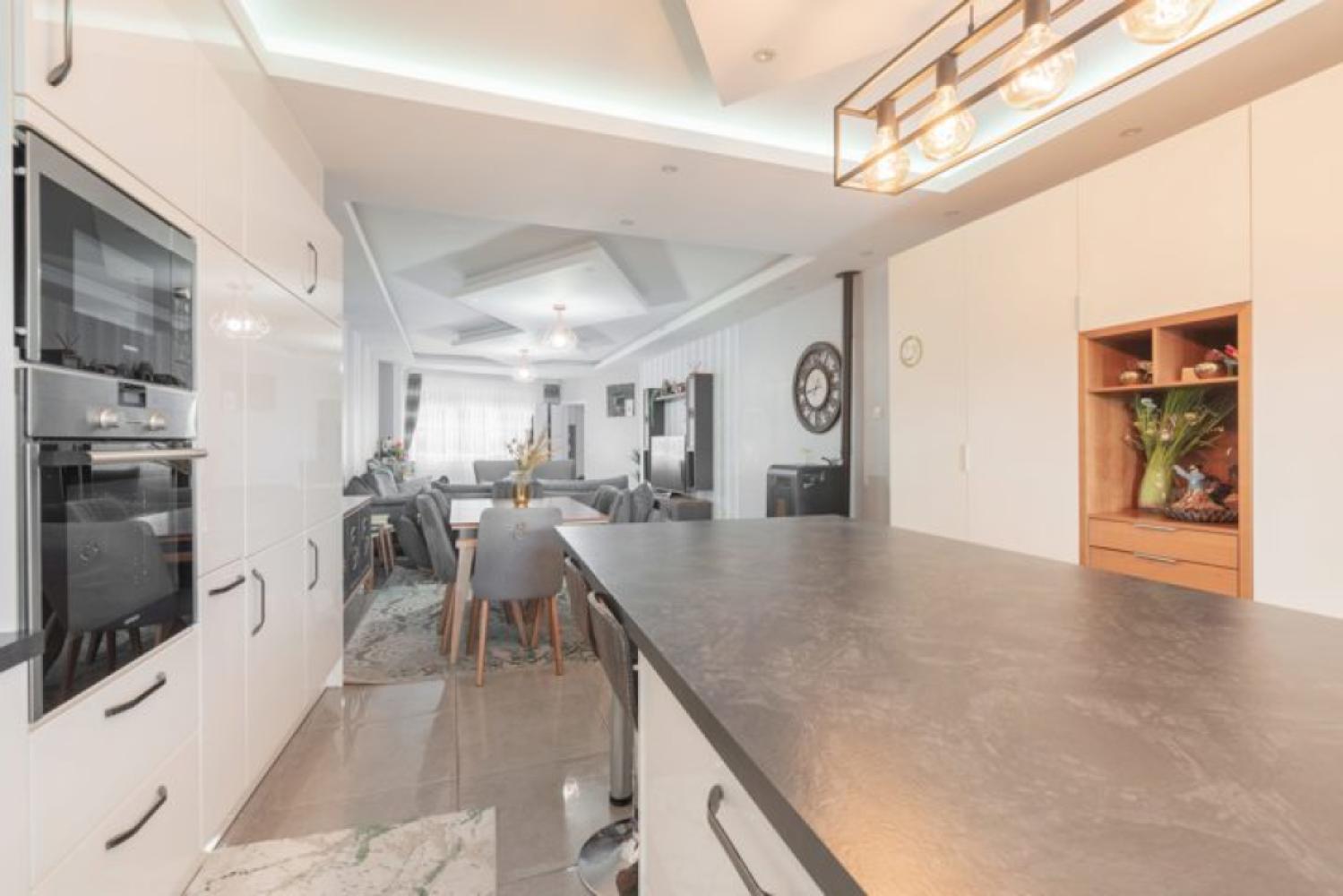 Huis te koop in Zele