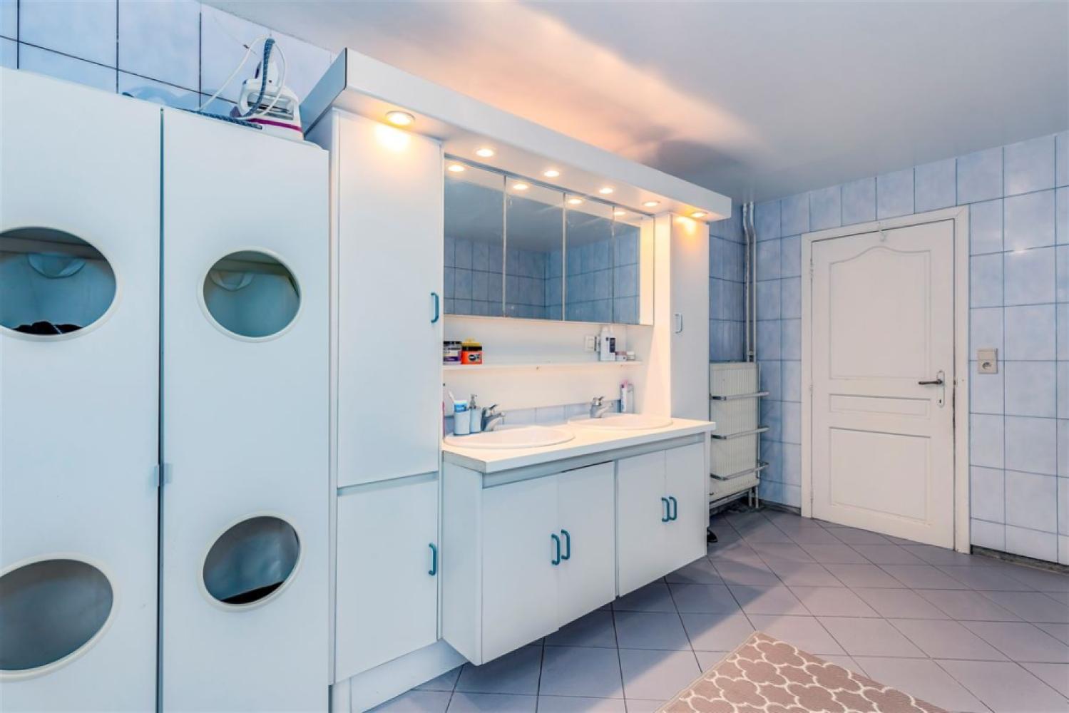 House for sale in Antwerpen