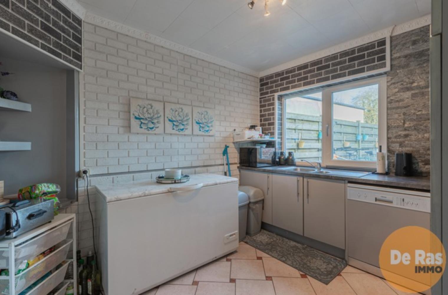 House for sale in Wichelen