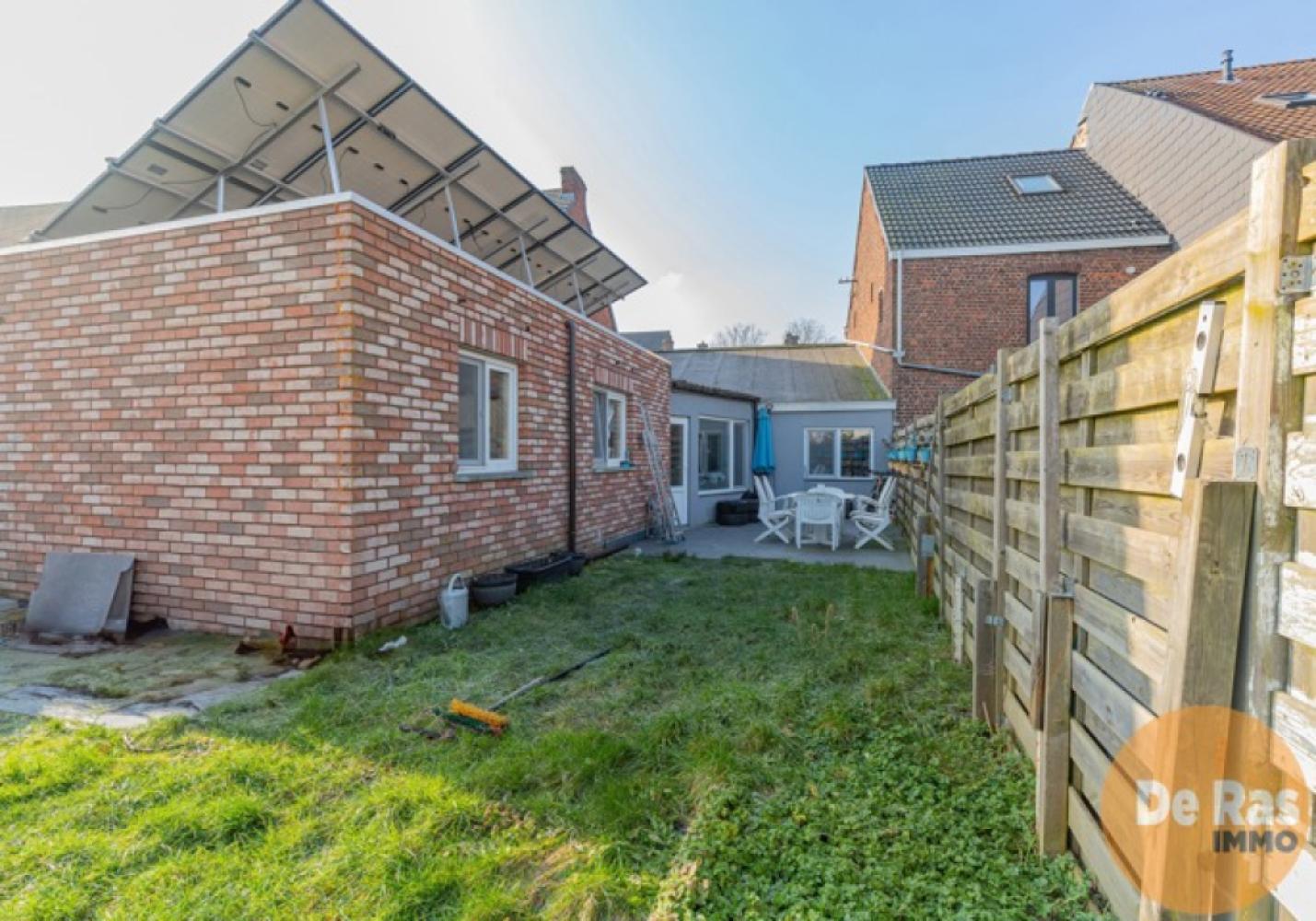 House for sale in Wichelen